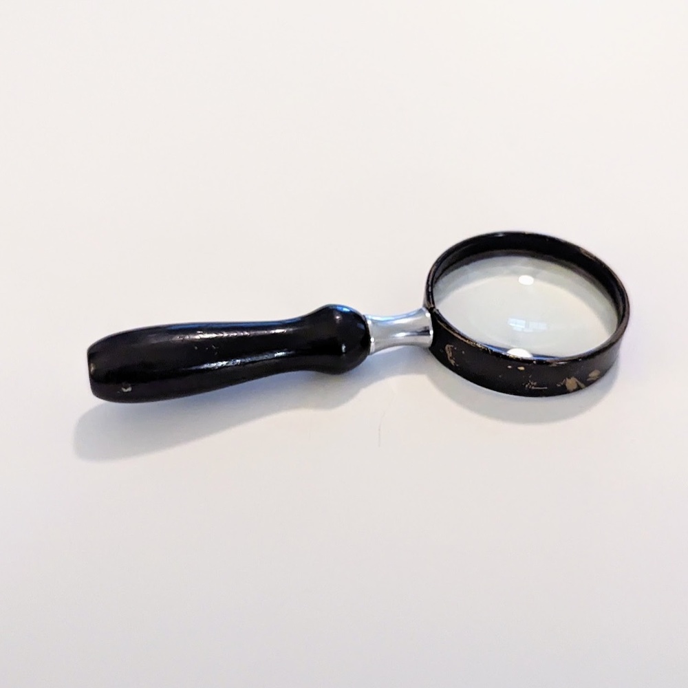Vintage Magnifying Glass Round Handheld Black Wood & Trim Desk Map Book Reader